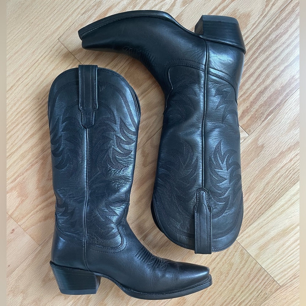 Tecovas Annie boots black size 8